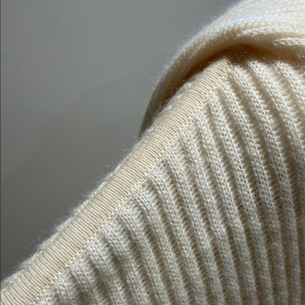 Escada Cream Ribbed Cardigan - Picture 10 of 12